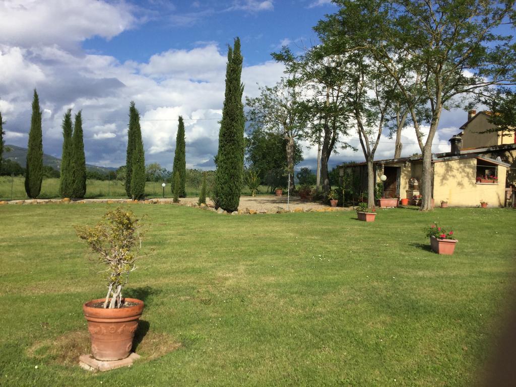Agriturismo Podere Delle Querci Castiglion Fiorentino Exterior photo